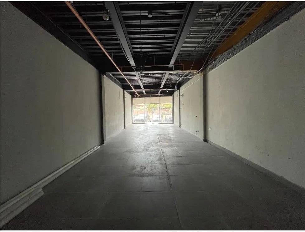 SE ALQUILA LOCAL VERSALLES 120M 1 BAÑO 2 DIVISIONES PLANTA BAJA