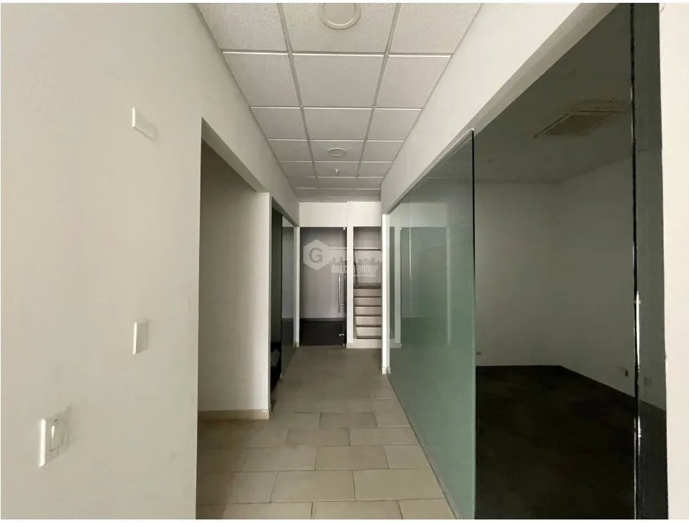 LOCAL / VERSALLES / 172M / 1 BAÑO / 2 NIVELES / 6 DIVICIONES