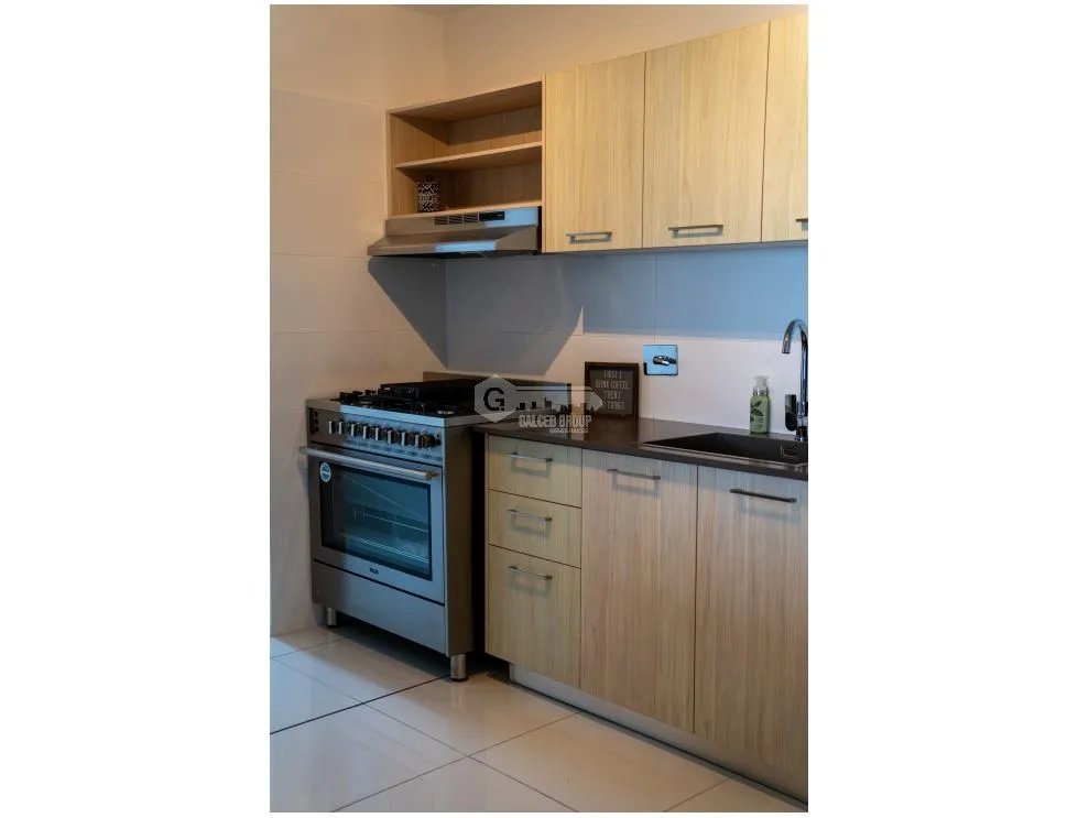 San Francisco / Isabella / 100M / 2 Bedrooms / 2 Bathrooms / Balcony