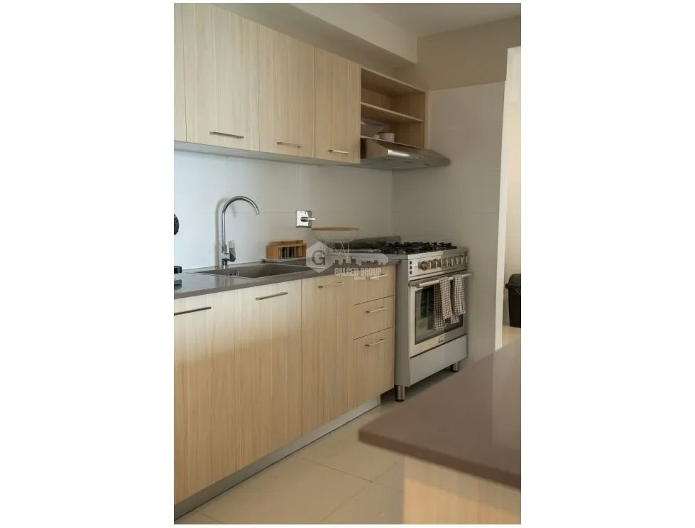 San Francisco / Isabella / 100M / 2 Bedrooms / 2 Bathrooms / Balcony