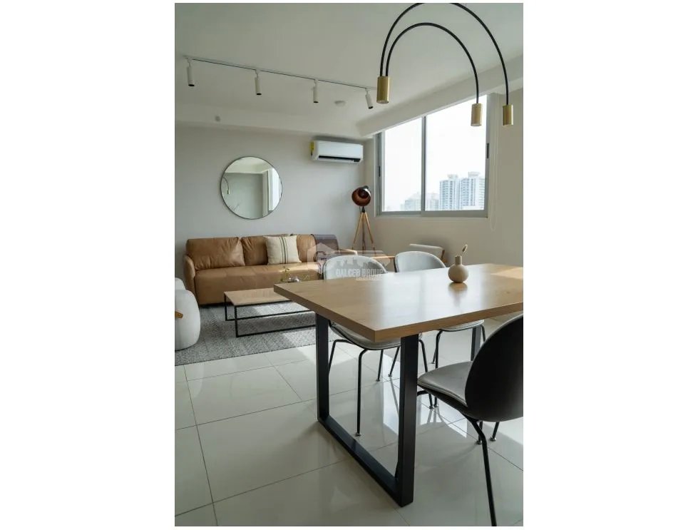SAN FRANCISCO / ISABELLA / 82M / 1 BEDROOM / 2 BATHROOMS / SOCIAL AREA