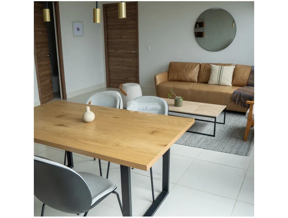 San Francisco / Isabella / 82M / 1 Bedroom / 2 Bathrooms / Social Area