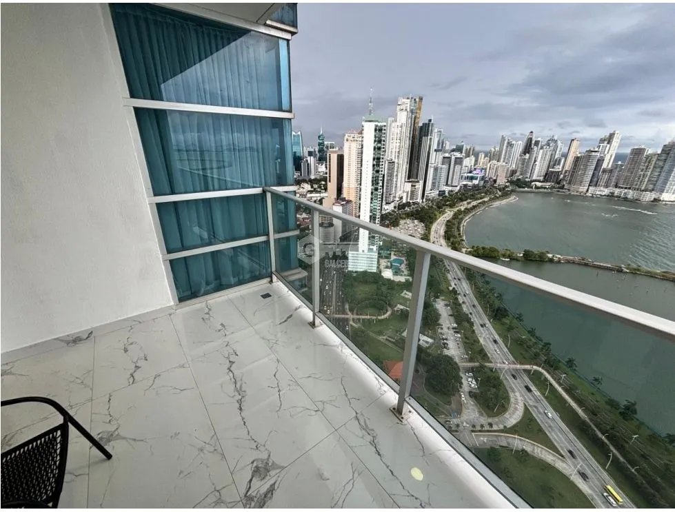AVENIDA BALBOA / PH WHITE / 168M2 / 3 HABITACIONES / BALCON / AMOBLADO
