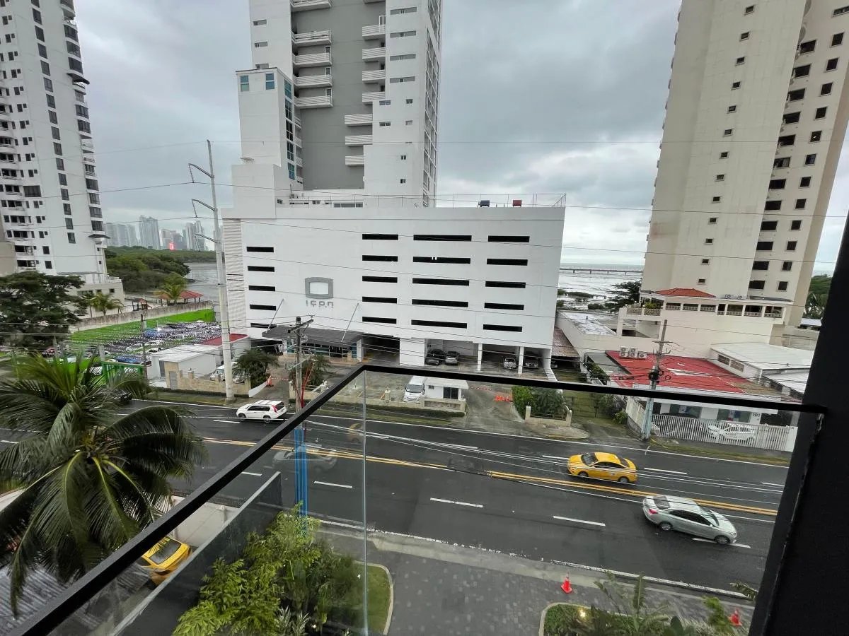 Apartamento Inteligente en PH Dovle Cincuentenario – Coco del Mar  Con Licencia Turística