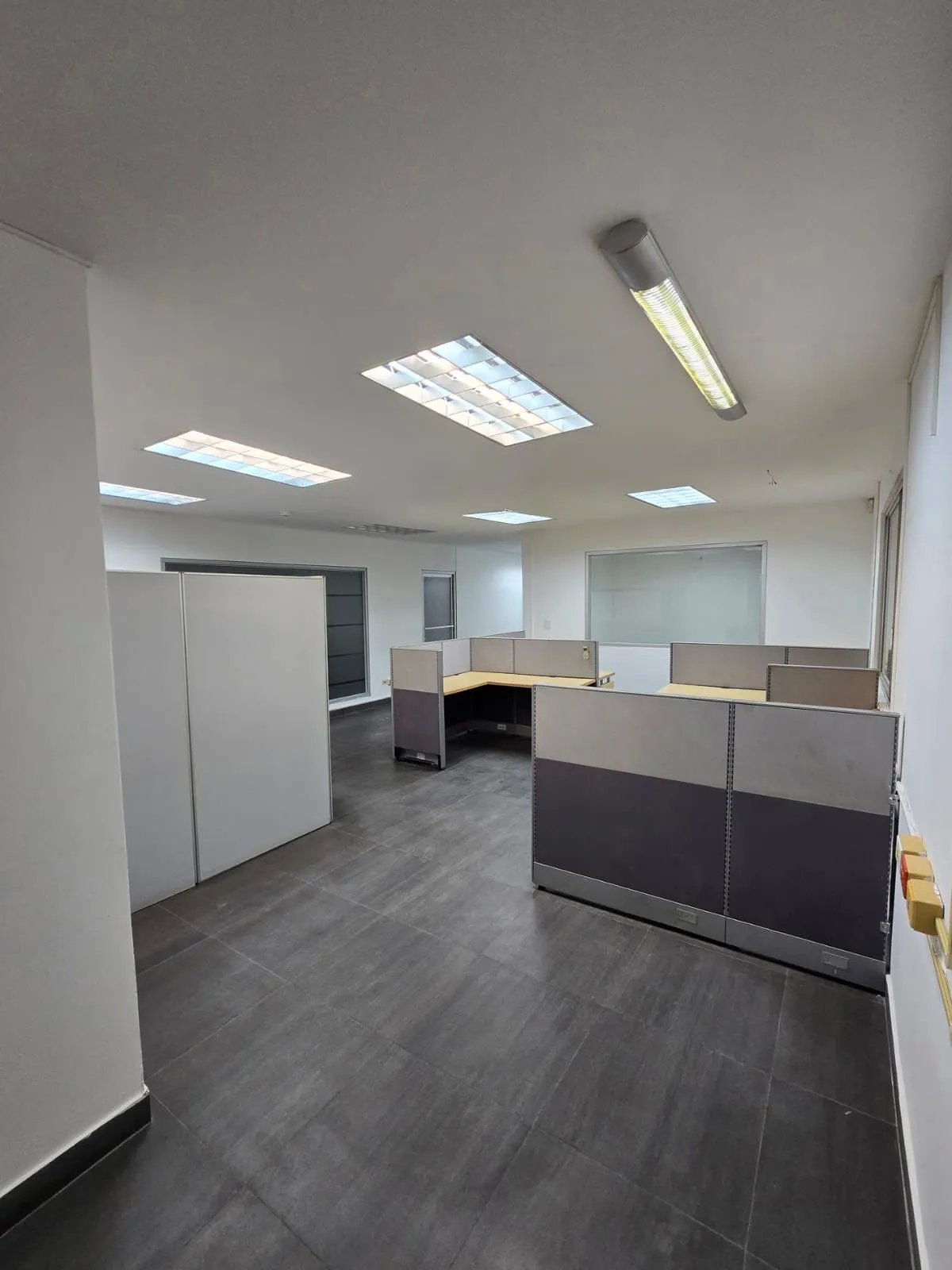 Bodega Industrial en Venta – Centro Logístico Transístmica, Milla 8