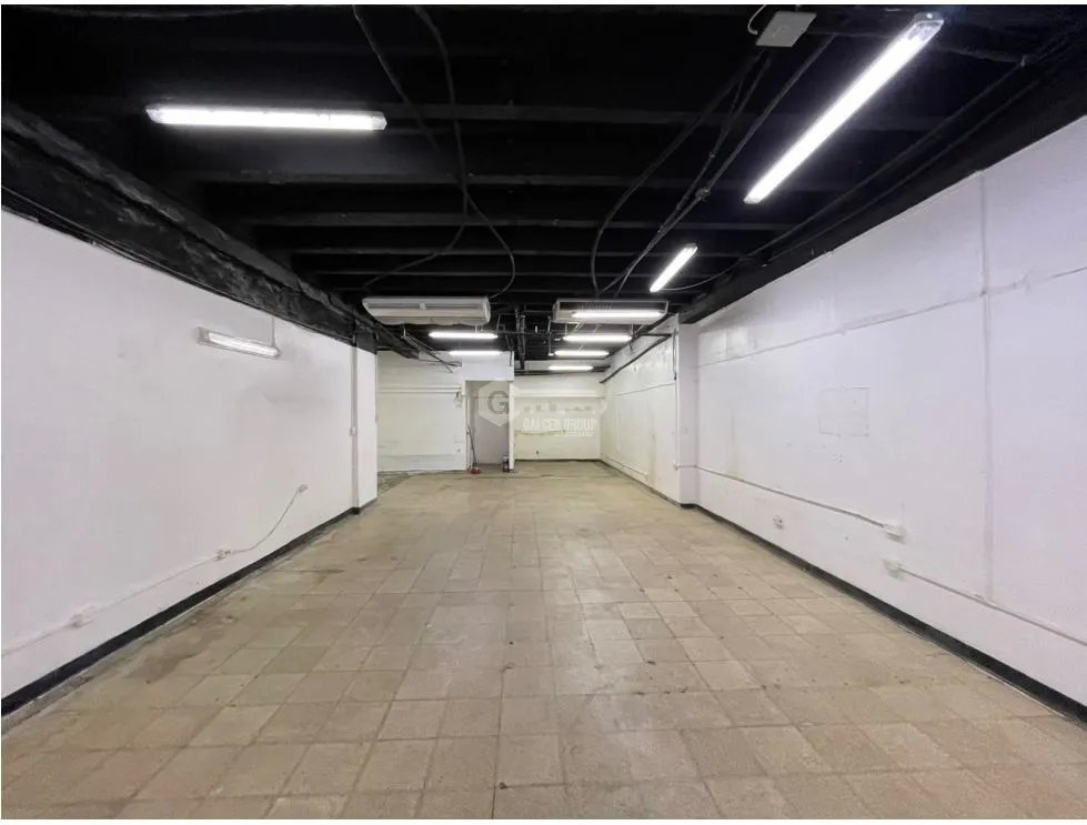 FOR RENT SPACIOUS COMMERCIAL SPACE IN BELLA VISTA 120M² 1 BATHROOM WITH DIVISIONS GROUND FLOOR
