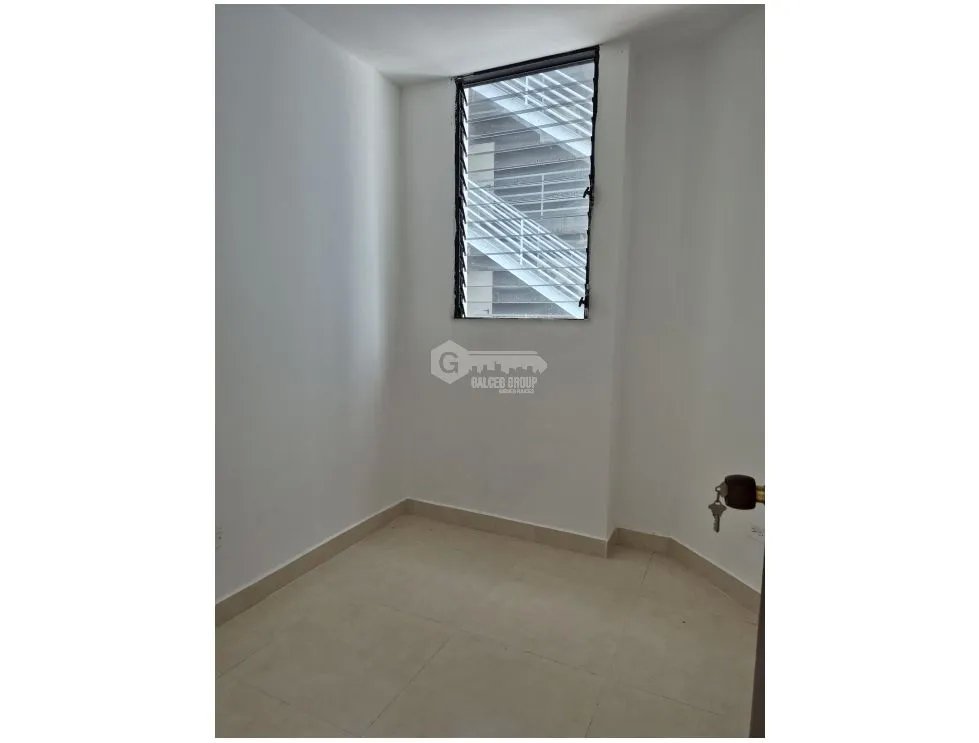 SAN FRANCISCO / LEXUS TOWER / 170M / 3 BEDROOMS / 2 PARKING