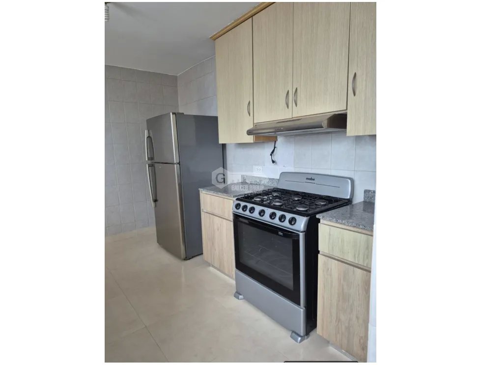 SAN FRANCISCO / LEXUS TOWER / 170M / 3 BEDROOMS / 2 PARKING