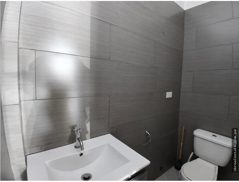 Commercial Space Rental at Midtown Plaza, San Francisco