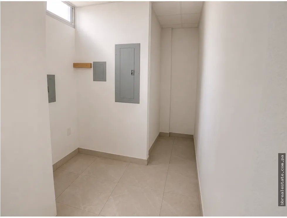 Commercial Space Rental at Midtown Plaza, San Francisco
