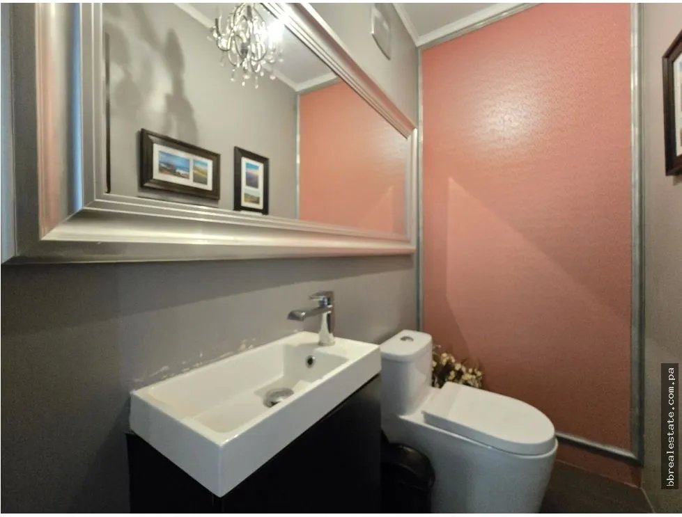 Sale of Apartment in PH Sophia Tower, Obarrio