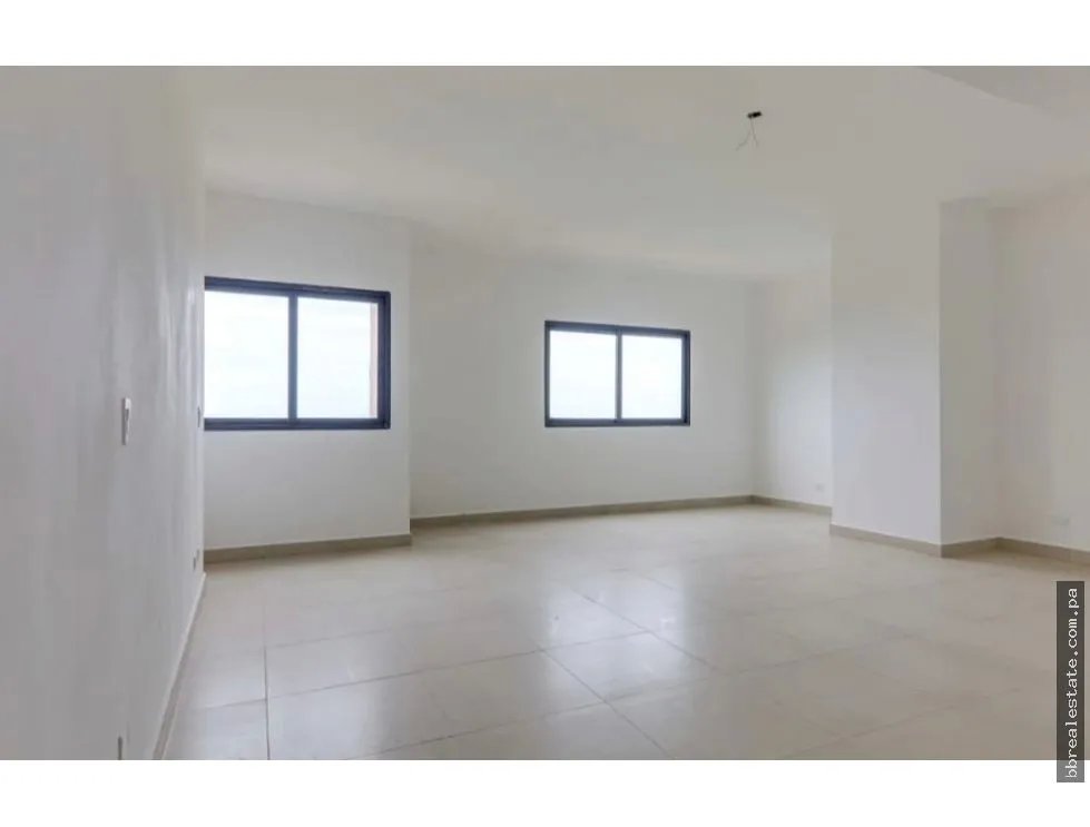Venta de Junior Penthouse en PH Las Olas II, San Carlos