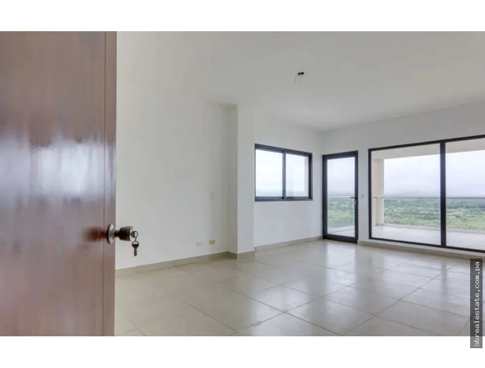Venta de Junior Penthouse en PH Las Olas II, San Carlos