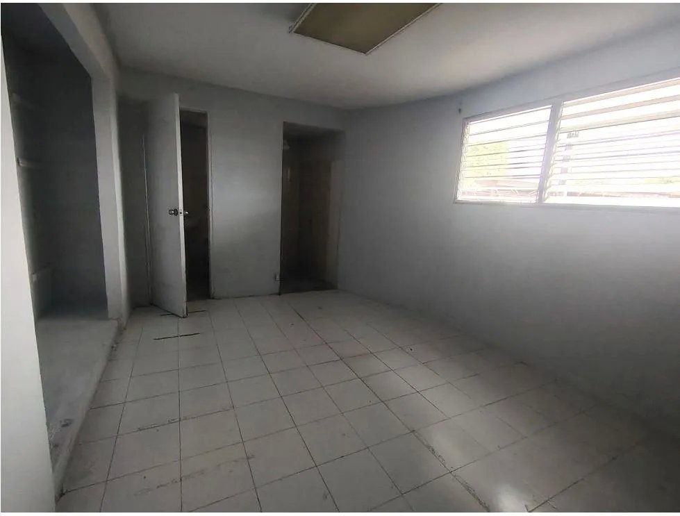 Venta de casa comercial en Altos de Betania. EAR
