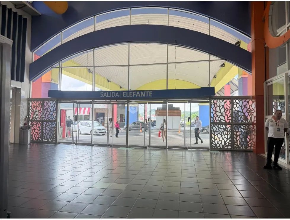 COMMERCIAL SPACE / ALBROOK MALL / 35M / OPEN FLOOR PLAN / GROUND LEVEL