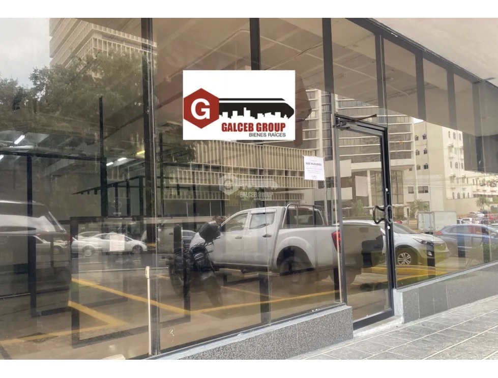 LOCAL / OBARRIO / EDIFICIO CENTRAL / 157 M2 / 4 PARKING / VACIO