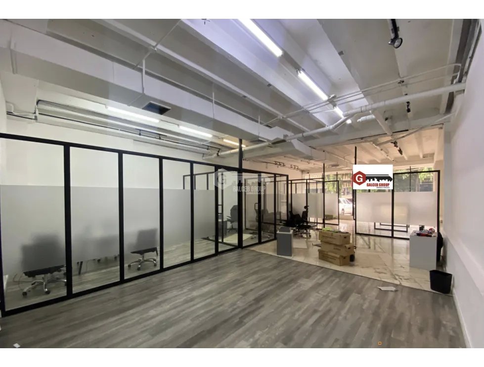 LOCAL / OBARRIO / EDIFICIO CENTRAL / 157 M2 / 4 PARKING / VACIO