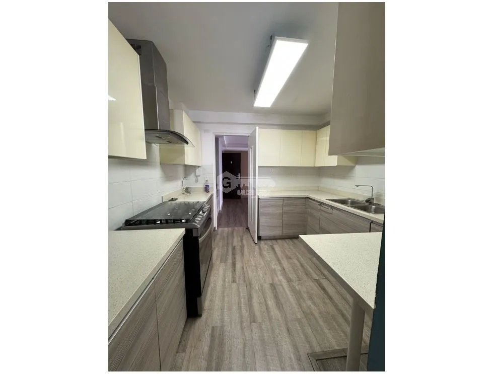 APARTMENT FOR SALE 130 M2 IN BELLA VISTA BALBOA BAY WITH BALCONY