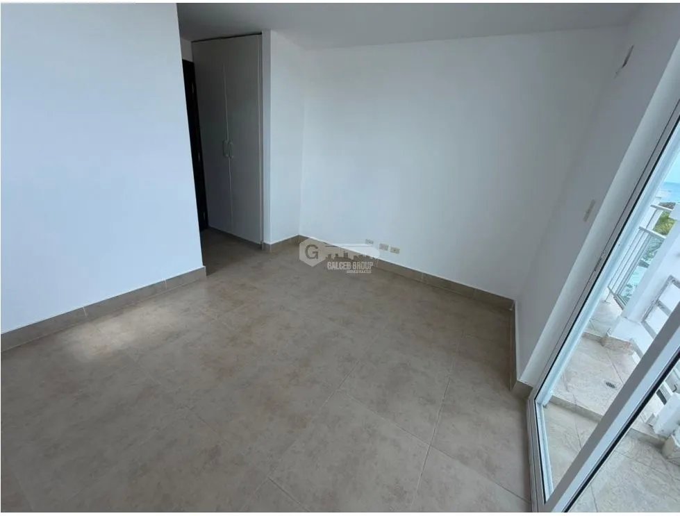 SE VENDE APARTAMENTO 79M EN PH FONTANELLA DEL MAR CERCA DE LA PLAYA