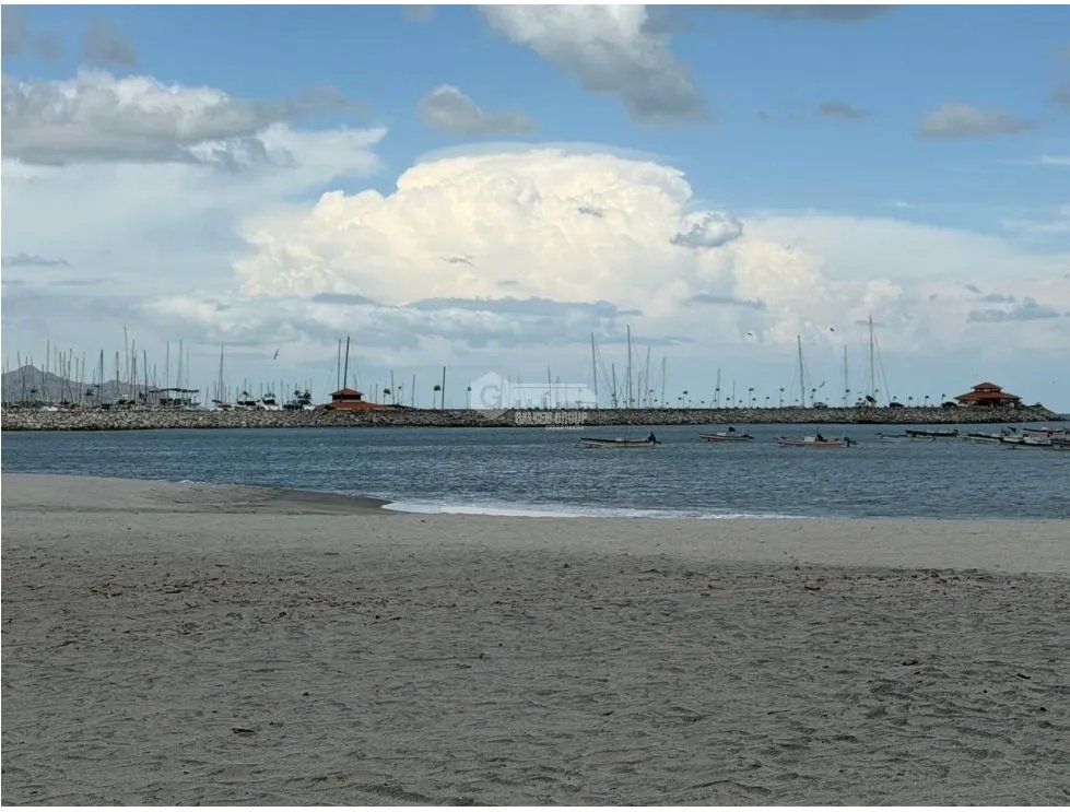 SAN CARLOS / PH FONTANELLA DEL MAR / 79M / VACIO / CERCA DE LA PLAYA