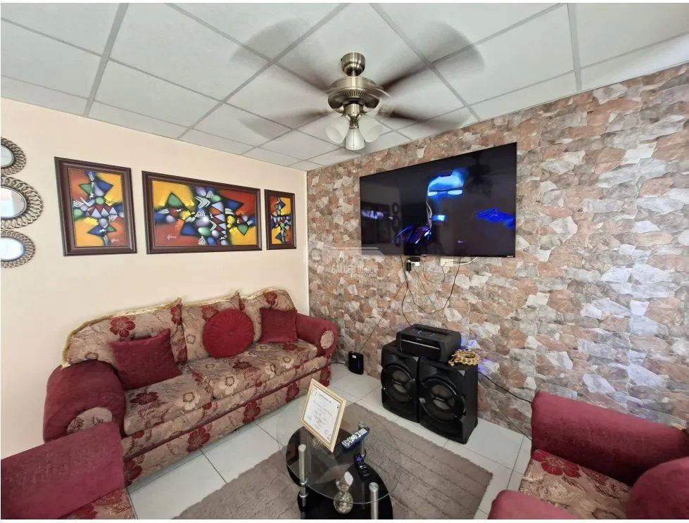 Beautiful 187 M2 House for Sale in Vista Alegre PH Espave with Terrace