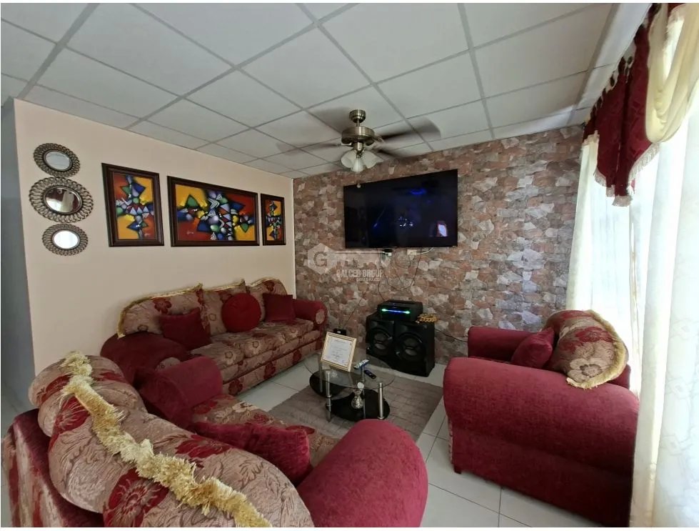 Beautiful 187 M2 House for Sale in Vista Alegre PH Espave with Terrace