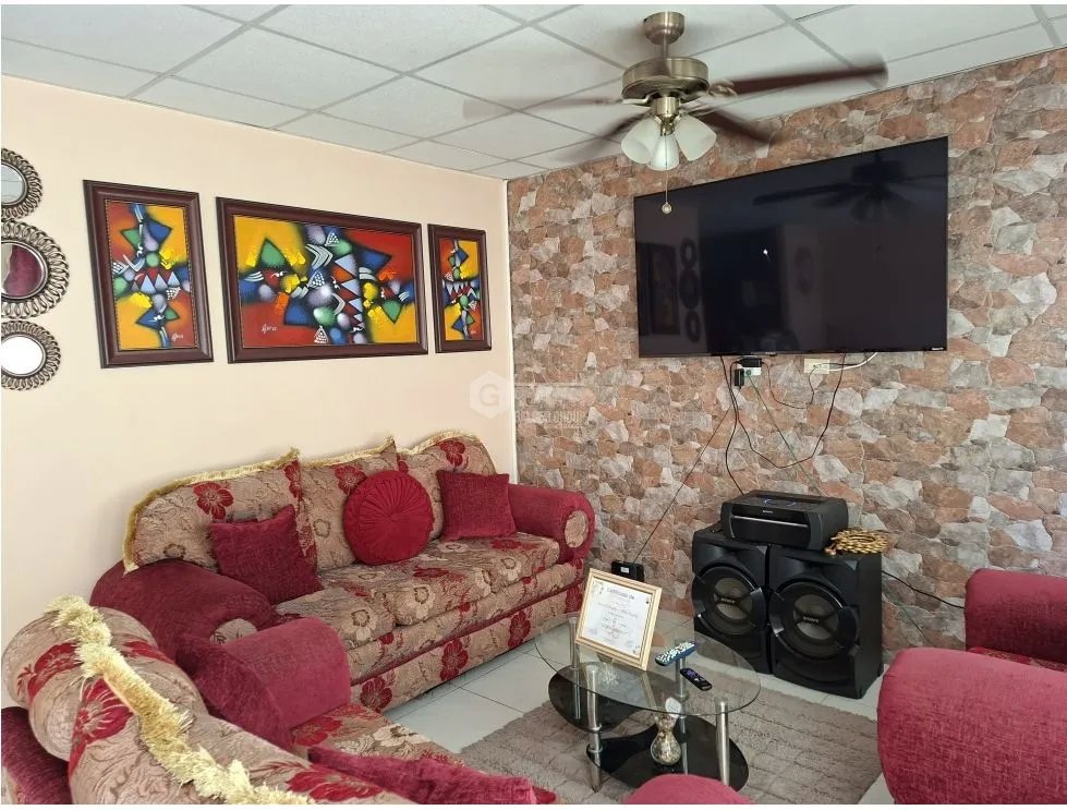 Beautiful 187 M2 House for Sale in Vista Alegre PH Espave with Terrace