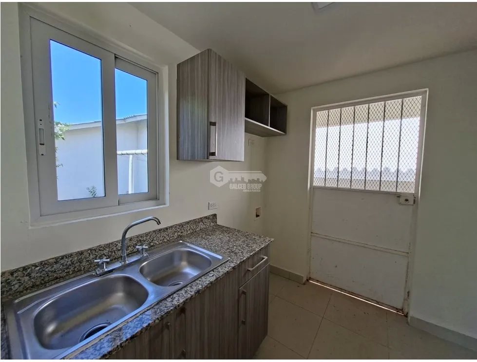 FOR RENT: 240 SQ M HOUSE IN PLAYA DORADA VILLA MARINA II WITH APPLIANCES