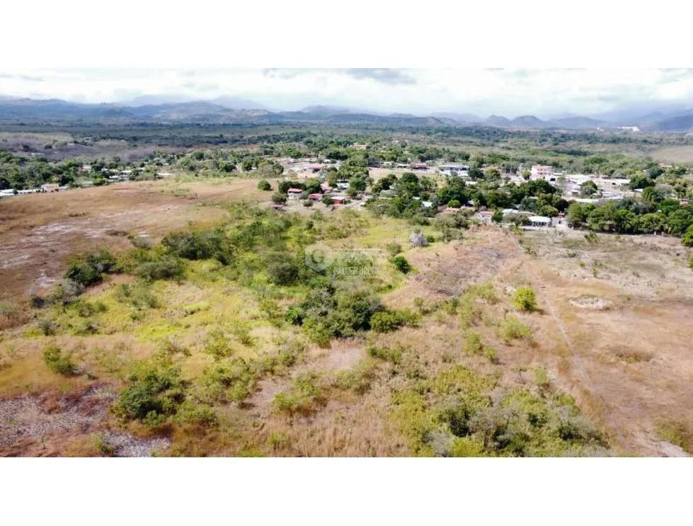 SAN CARLOS / PUNTA BARCO / 6 HECTAREAS / TERRENO AMPLIO / ZONAS VERDES