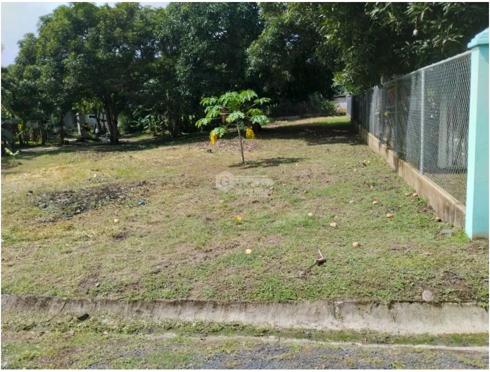 CHAME / LAS LAJAS / 800 M2 / TERRENO AMPLIO / SOBRE VIA ASFALTADA