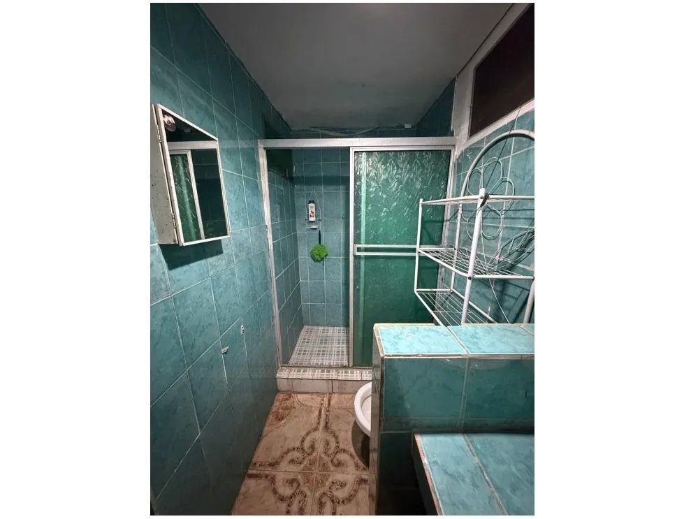 SPACIOUS HOUSE FOR SALE IN EL TECAL 256 M2 WITH TERRACE ON MAIN ROAD