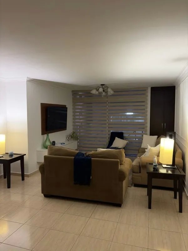 Furnished 2-Bedroom Apartment for Rent in El Cangrejo, Via Argentina