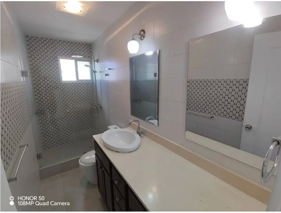 Apartamento à Venda em Altos Del Golf