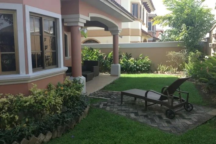 Casa en venta en El Doral, Costa Sur