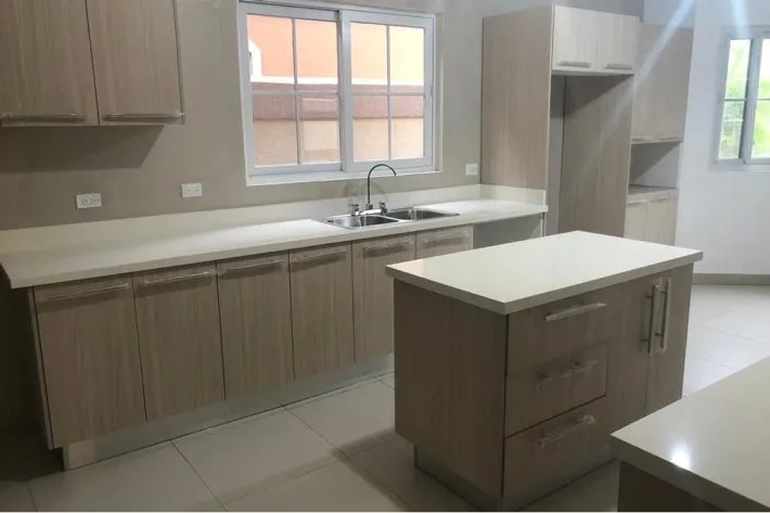 Casa en venta en El Doral, Costa Sur