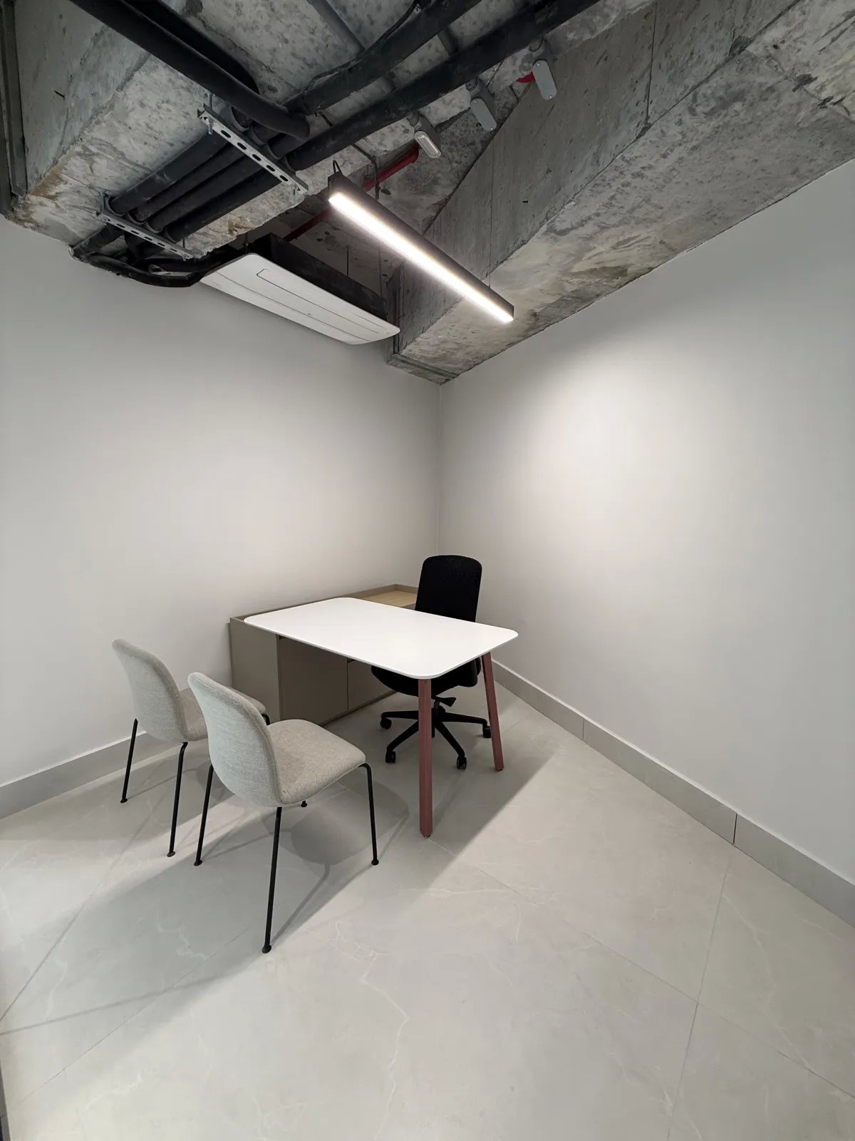 Oficina Corporativa Amoblada en PH Financial Park  Costa del Este  130m²