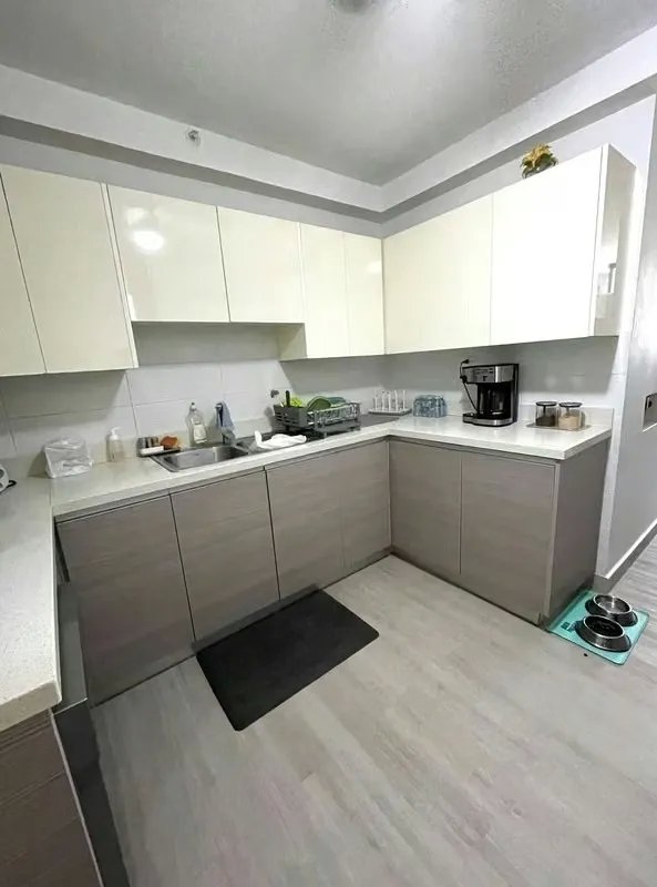 Apartamento Amueblado con Vista al Mar en Avenida Balboa
