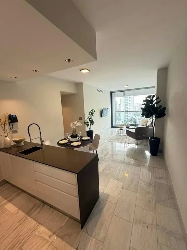 PH Nuovo by Armani – Lujo Amoblado de 105 m² + Den en Alquiler – $2,50...