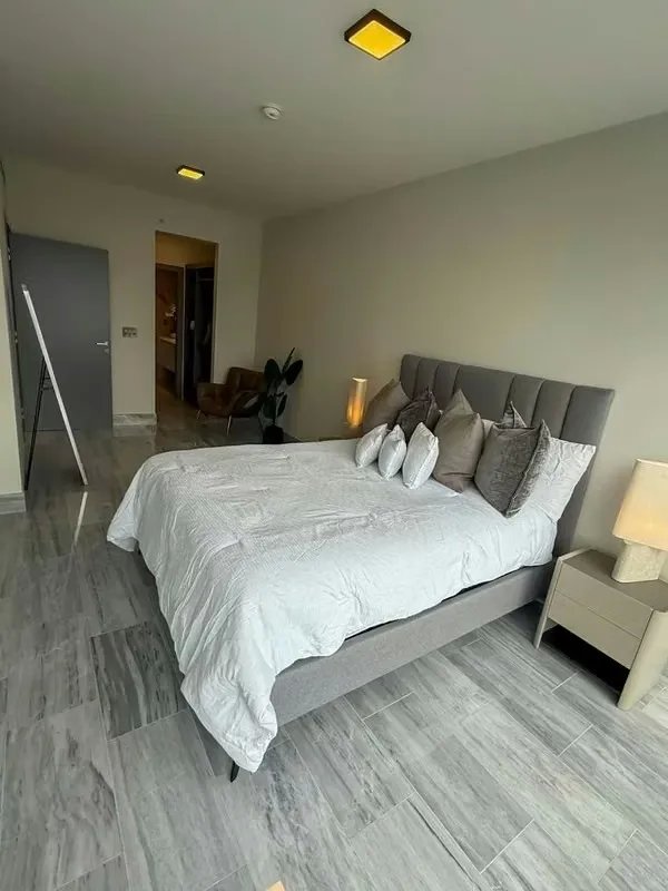 PH Nuovo by Armani – Lujo Amoblado de 105 m² + Den en Alquiler – $2,500