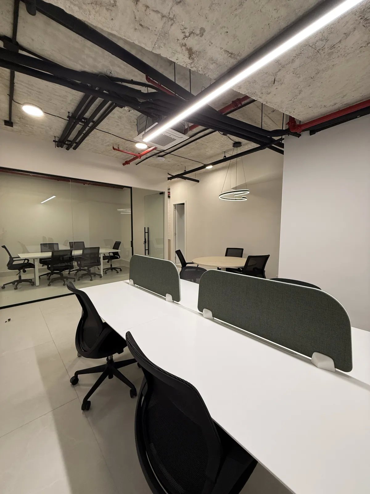 Oficina Ejecutiva Amoblada en PH Financial Park  Costa del Este  Lista para Ocupar