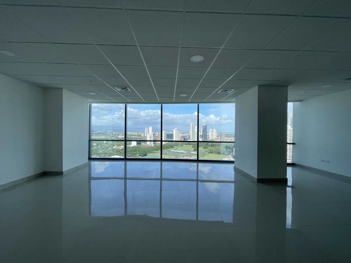 Oficina Corporativa Amoblada en PH Financial Park Costa del Este 104m²