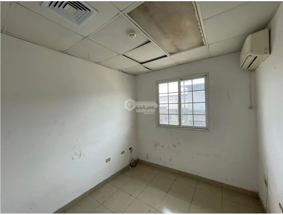 COLON / FREE ZONE / COMMERCIAL WAREHOUSE FRANCE FIELD / 1628M / 2 LEVELS