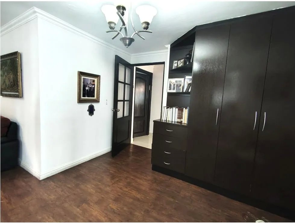 Venta de apartamento amoblado en PH Rocamar, Av. Balboa. EAR