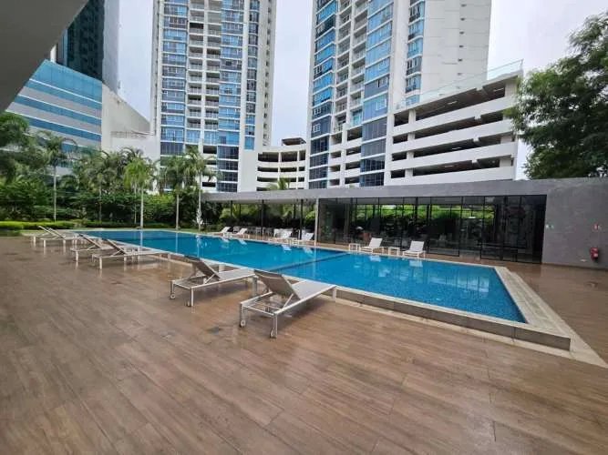 Vendo PH Regent remodela y amoblado de lujo en Costa del Este - 2 recamaras