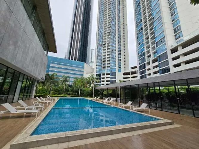 Vendo PH Regent remodela y amoblado de lujo en Costa del Este - 2 recamaras