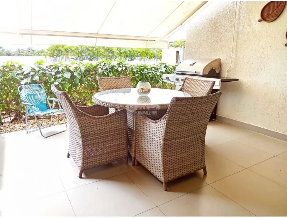 SE VENDE APARTAMENTO EN PUNTA BARCO PH LAS ISLAS 95M2 CON TERRAZA