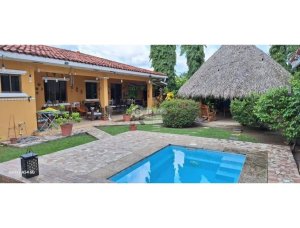 VILLAS DE LA COLONIA / PUNTA CHAME / 618M / 4 HABITACION / A…