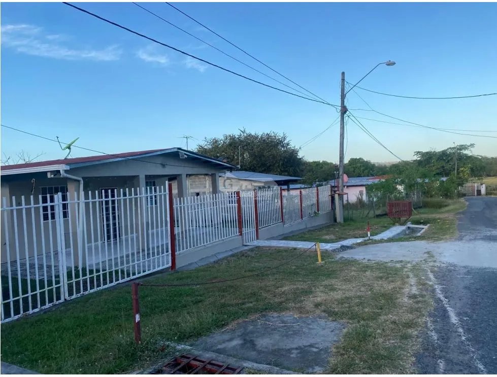 SE VENDE CASA EN LAS TABLAS LA TIZA 549 M2 TOTALMENTE CERCADA