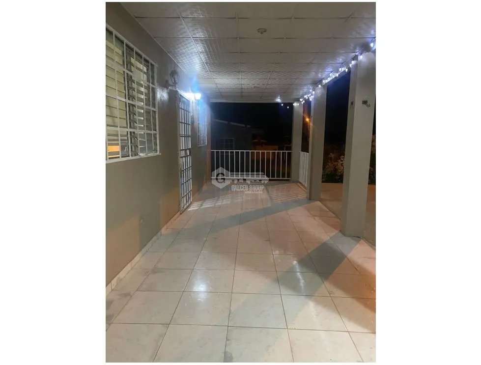 SE VENDE CASA EN LAS TABLAS LA TIZA 549 M2 TOTALMENTE CERCADA