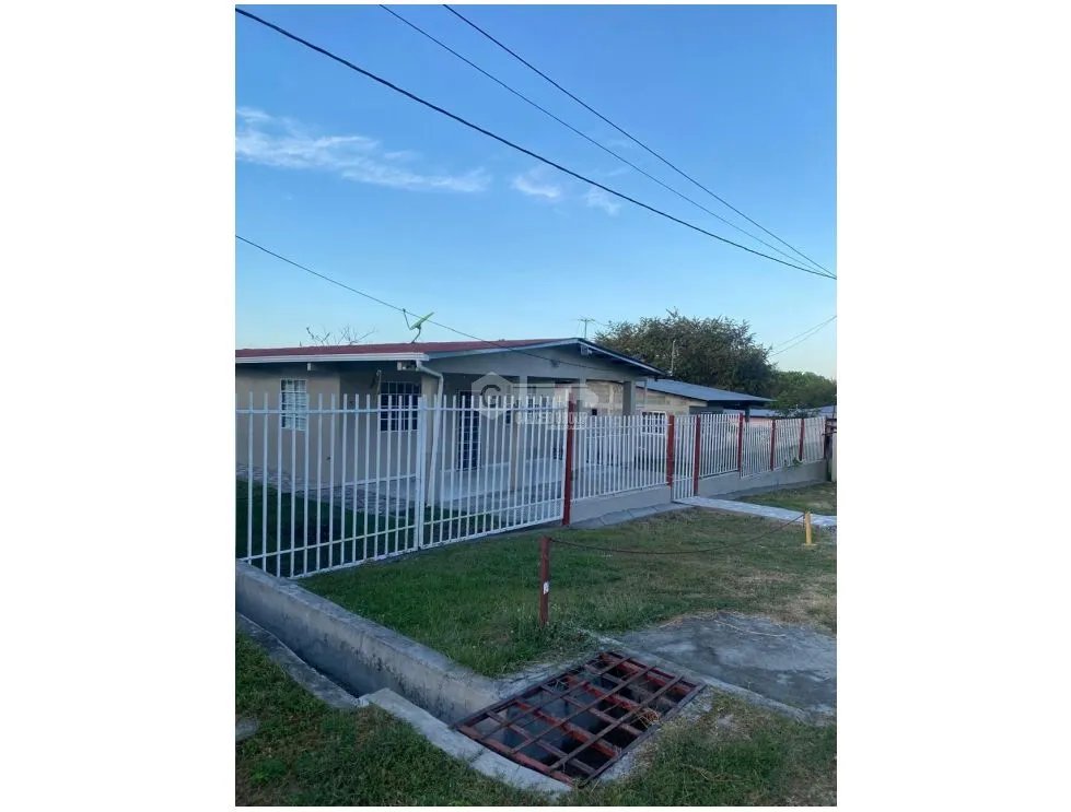 SE VENDE CASA EN LAS TABLAS LA TIZA 549 M2 TOTALMENTE CERCADA
